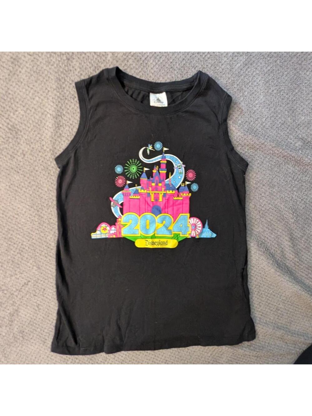 Disneyland Resort 2024 Black Graphic Tank Top XS